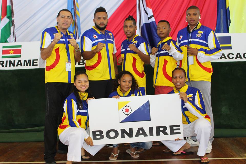 Bonaire haalt gouden medaille op karatekampioenschappen in Suriname