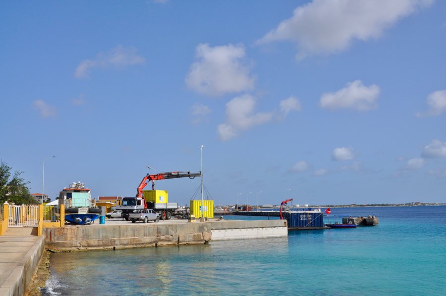 Kamer van Koophandel stuurt brandbrief: Levensader van het eiland via zee dicht