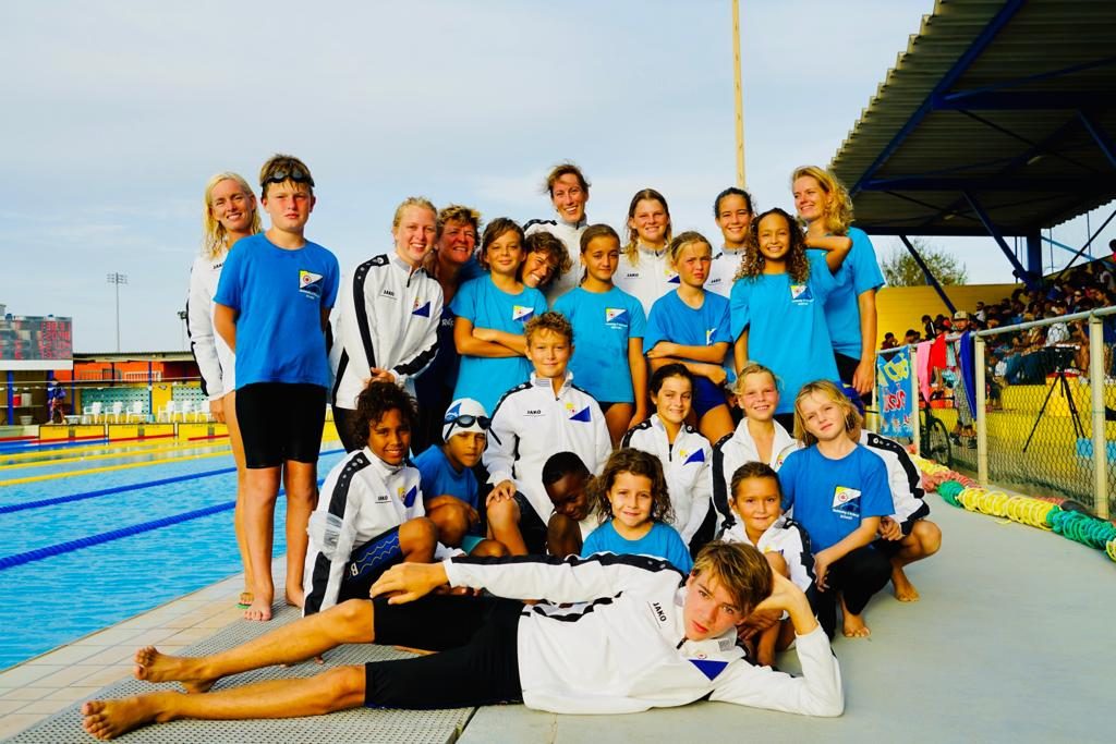Bonairiaanse Aquatics Club “Barracudas” zwemmen persoonlijke records op Curaçao
