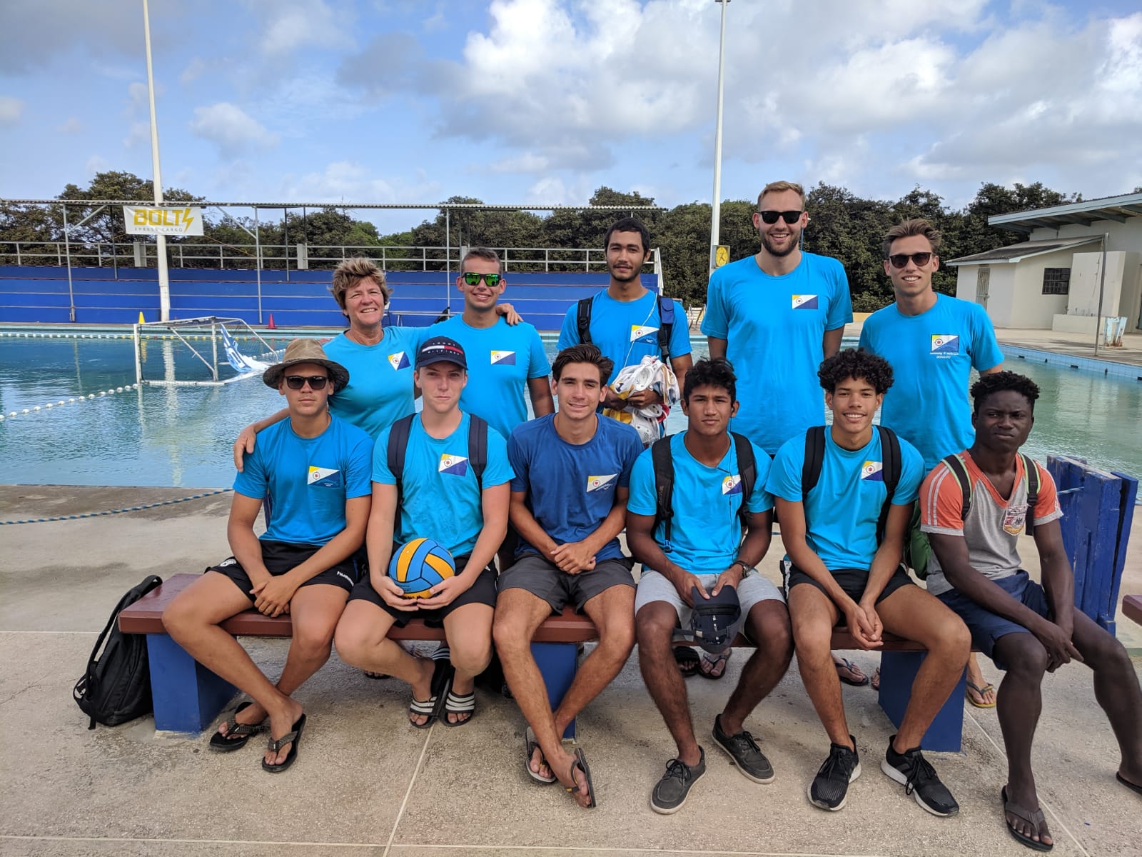 Waterpoloteam Barracudas wint twee keer op Curaçao